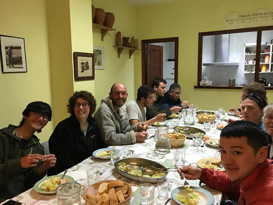 Abendbrot_in_Pilgerherberge_Logrono